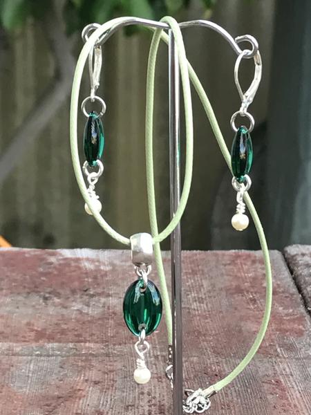 Vintage Swarovski Coffee Bean beads necklace set (Emerald Green)