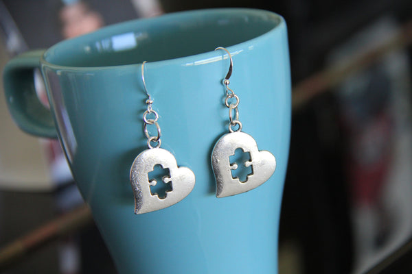 Silver puzzle heart ear rings